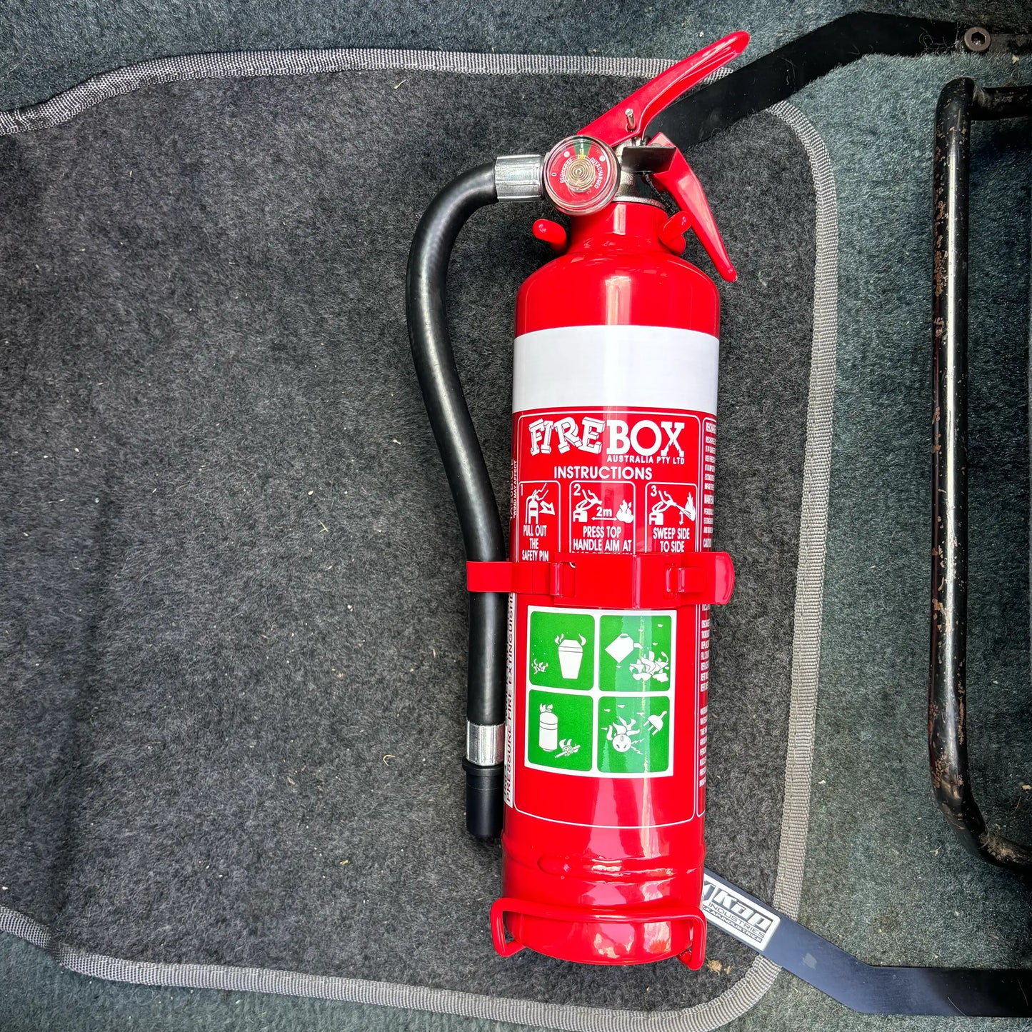 Holden Commodore (VR, VS) Fire Extinguisher Bracket