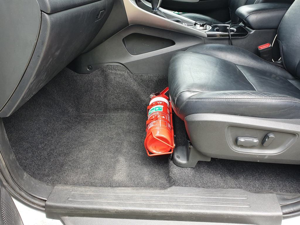 Mitsubishi Pajero (Sport) Fire Extinguisher Bracket