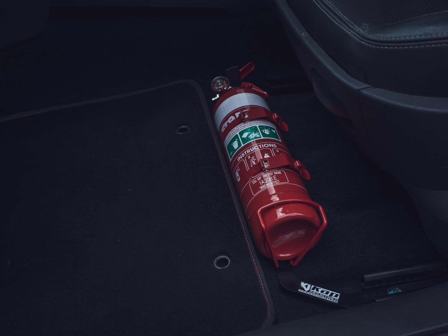 Renault Megane 2 (2002-2007) Fire Extinguisher Bracket