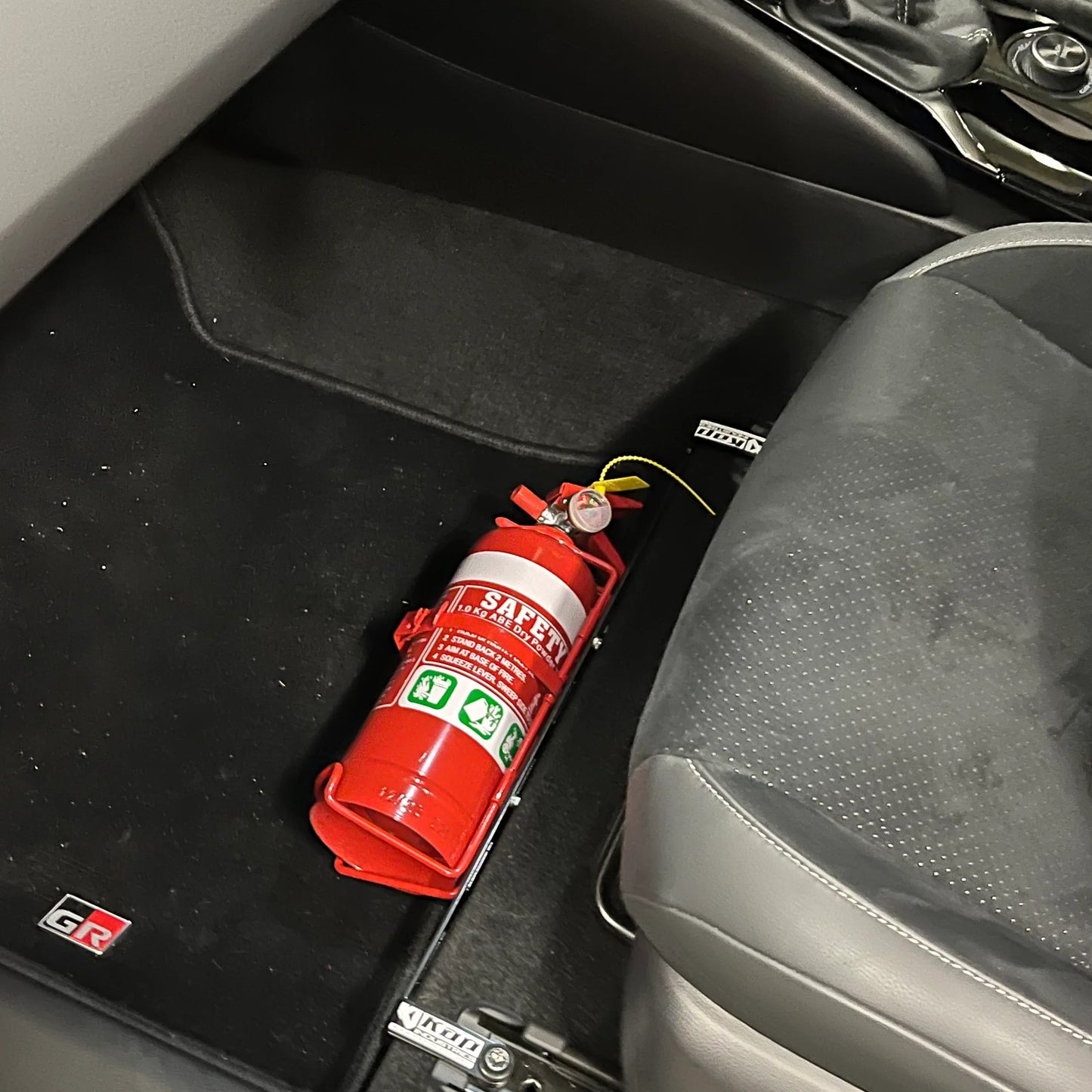 Suits Toyota Kluger/Highlander 4th Gen (2018+) Fire Extinguisher Bracket