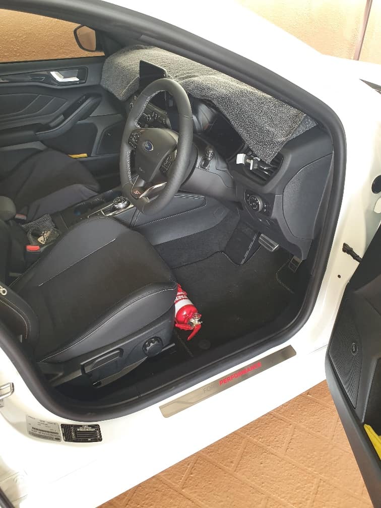 Ford Focus ST 2020+ Fire Extinguisher Bracket