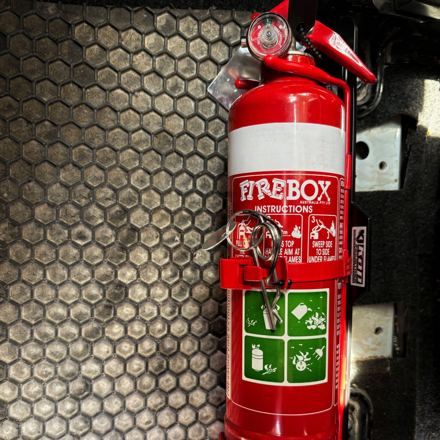Mahindra Pik Up Fire Extinguisher Bracket