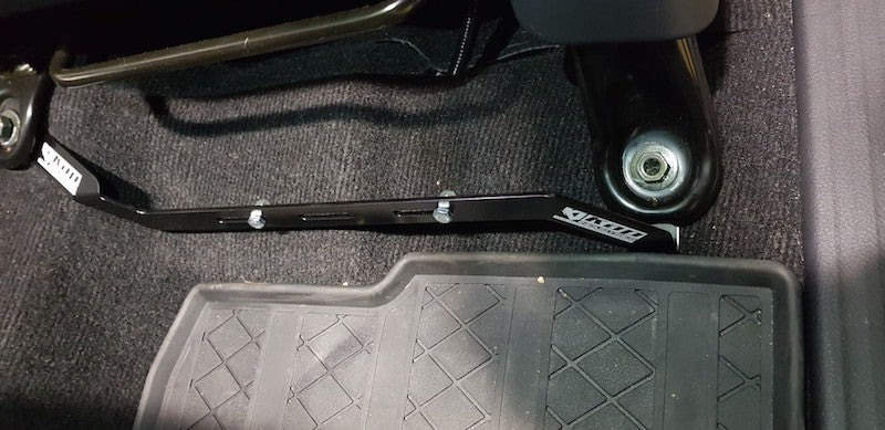 Nissan Navara NP300, D40, D23 (2004-2024) Fire Extinguisher Bracket