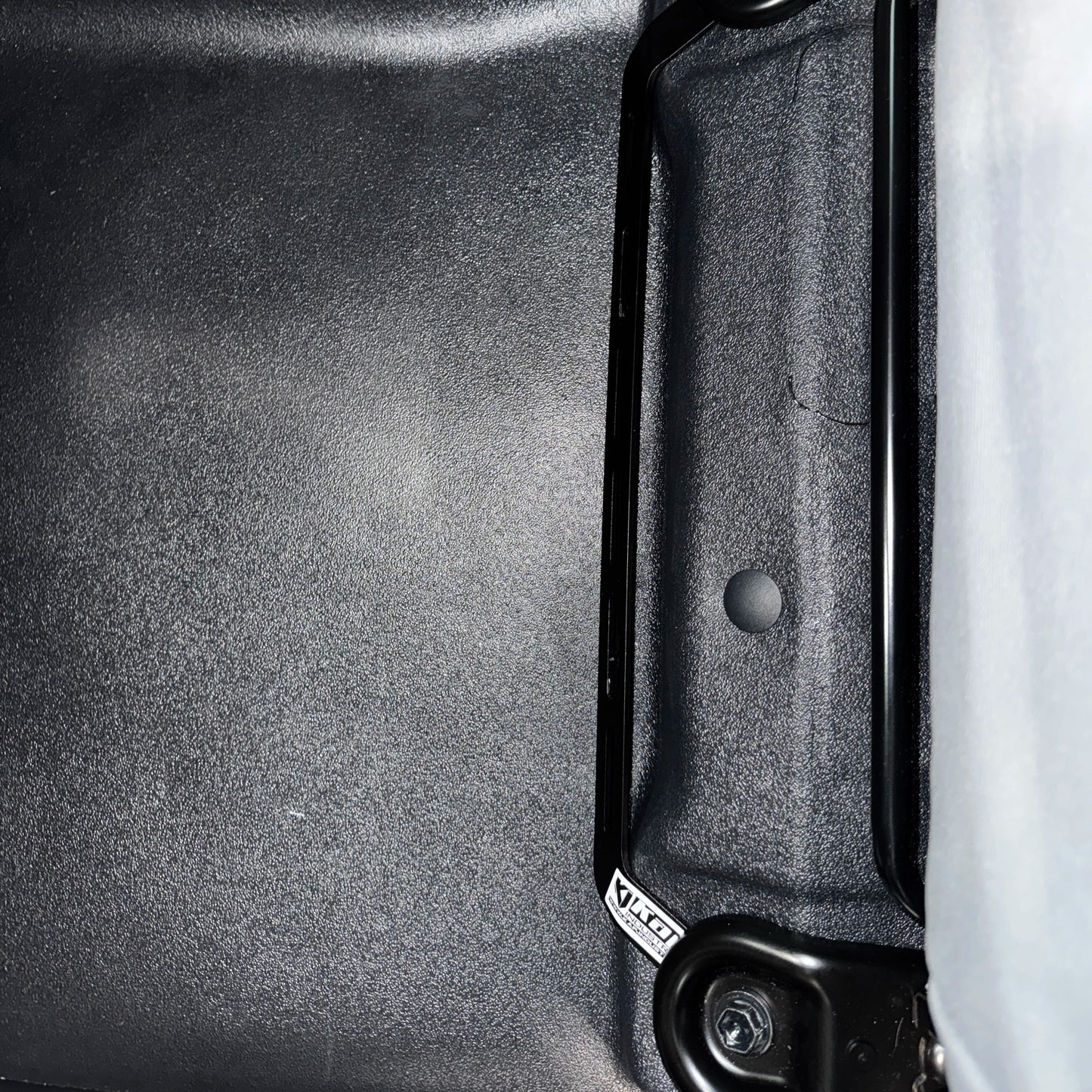 Suits Toyota Hilux N90 Fire Extinguisher Bracket
