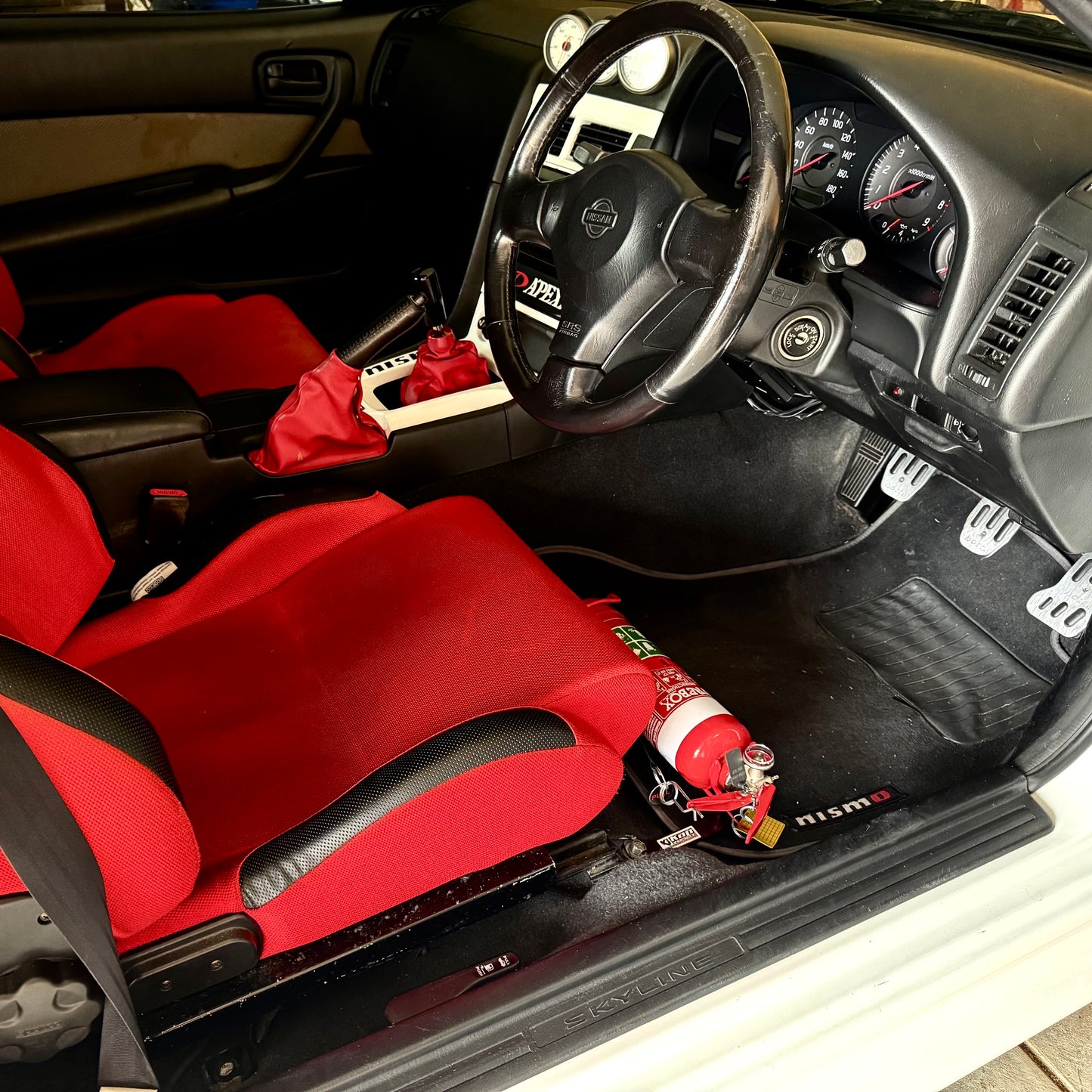 Nissan Skyline GTR/GTS (R32, R33, R34, R34 GTT) Fire Extinguisher Bracket