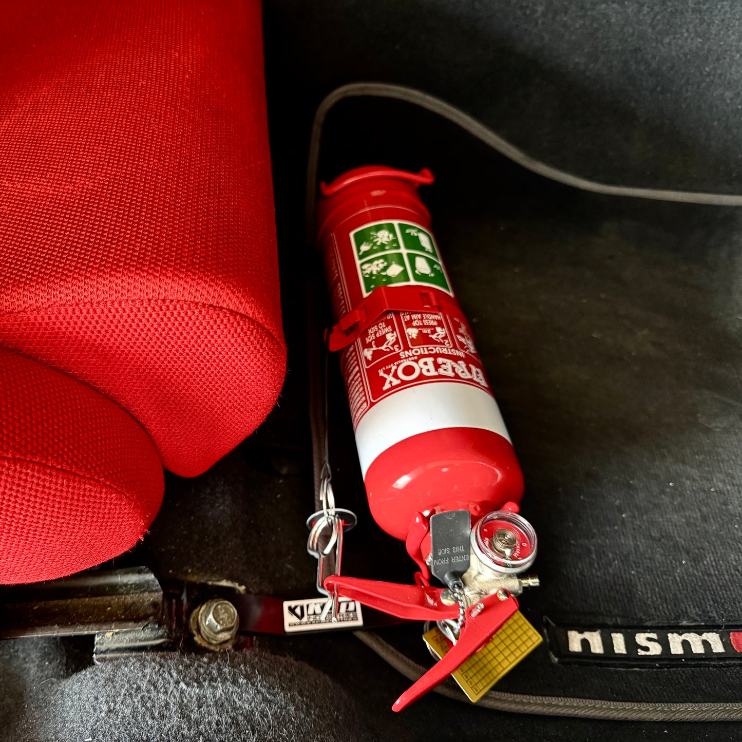 Nissan Skyline GTR/GTS (R32, R33, R34, R34 GTT) Fire Extinguisher Bracket