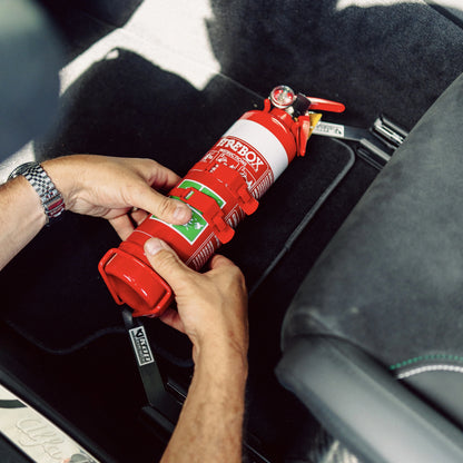 Alfa Romeo Giulia 952 (2015) Fire Extinguisher Bracket