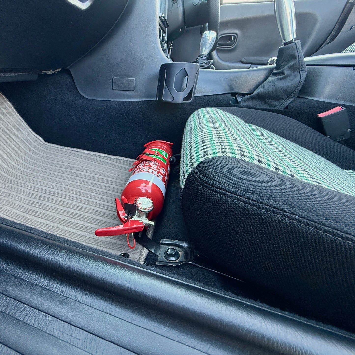 Mazda MX-5 Miata (NA,NB) Fire Extinguisher Bracket