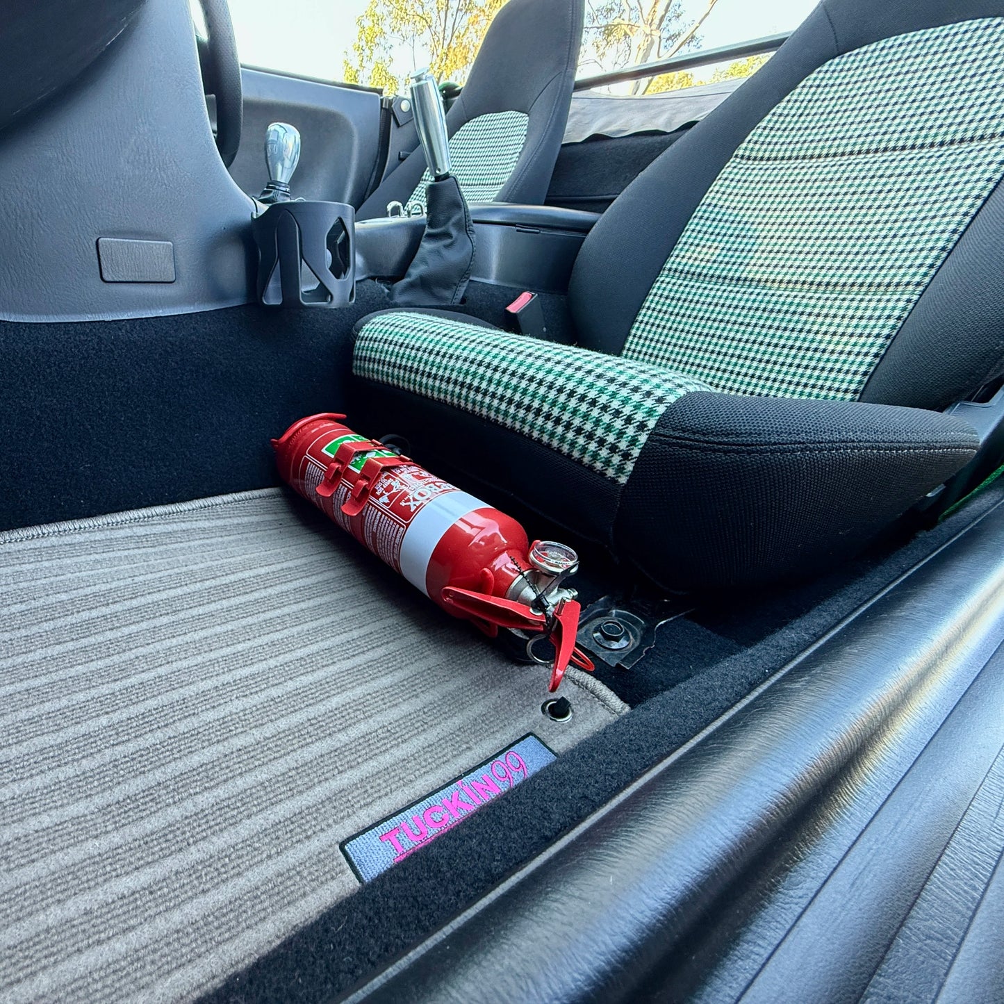 Mazda MX-5 Miata (NA,NB) Fire Extinguisher Bracket
