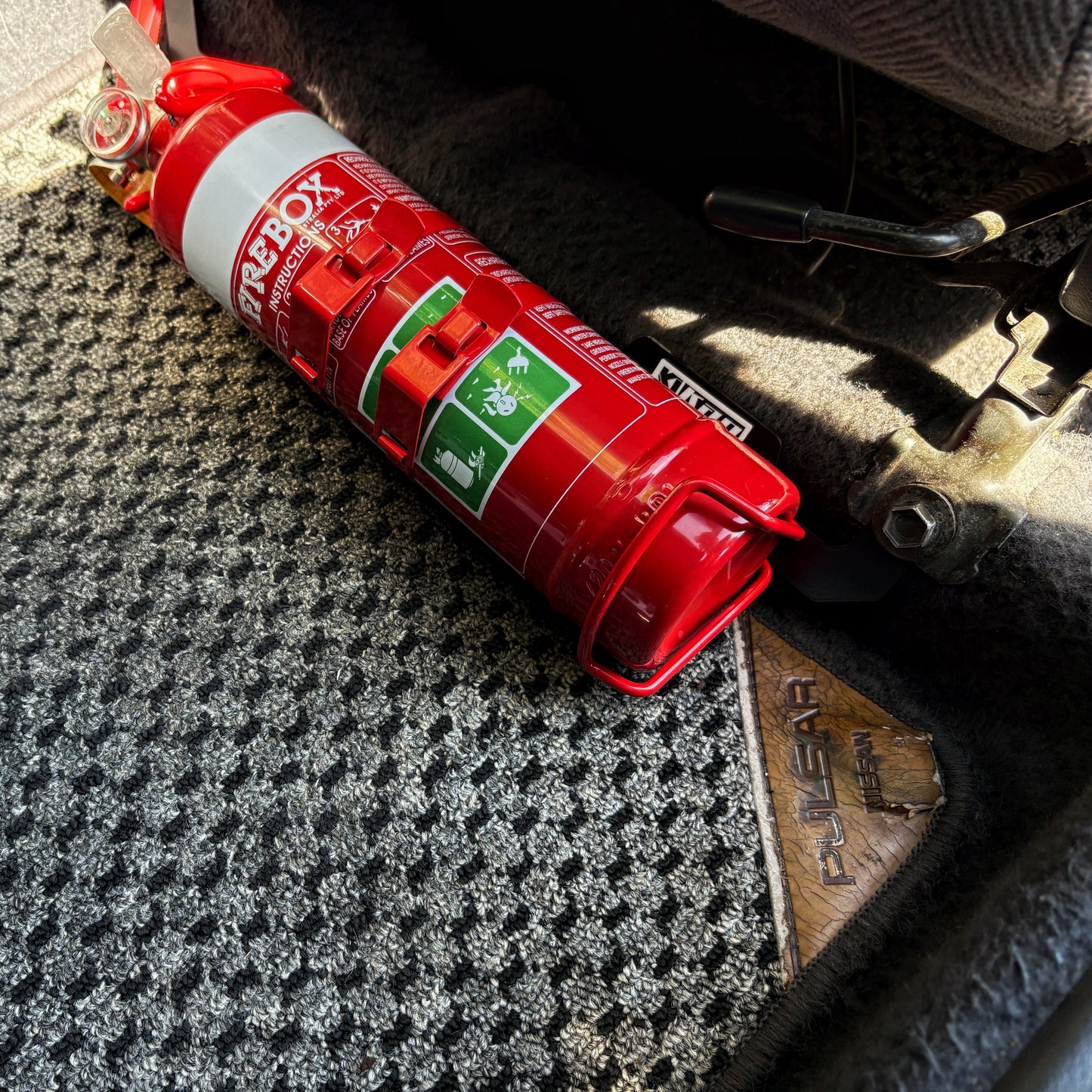 Nissan Pulsar N14, N15 SSS/GTi-R Fire Extinguisher Bracket